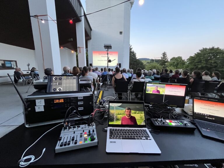 Open Air Kino am Kirchturm Aedermannsdorf 2025 - Kulturkommission Aedermannsdorf